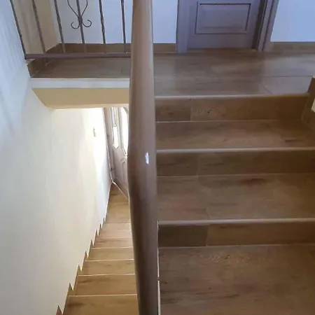 In 35629 * Balatonmáriafürdő