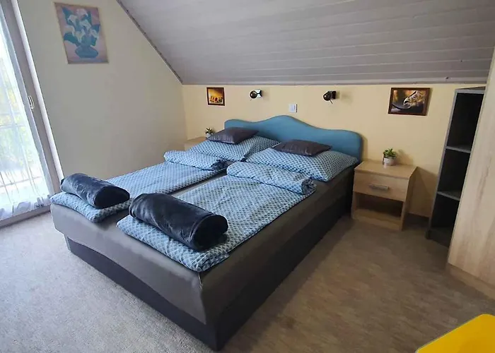 In 35629 Balatonmáriafürdő