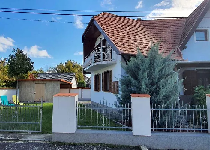 In 35629 Hébergement de vacances *